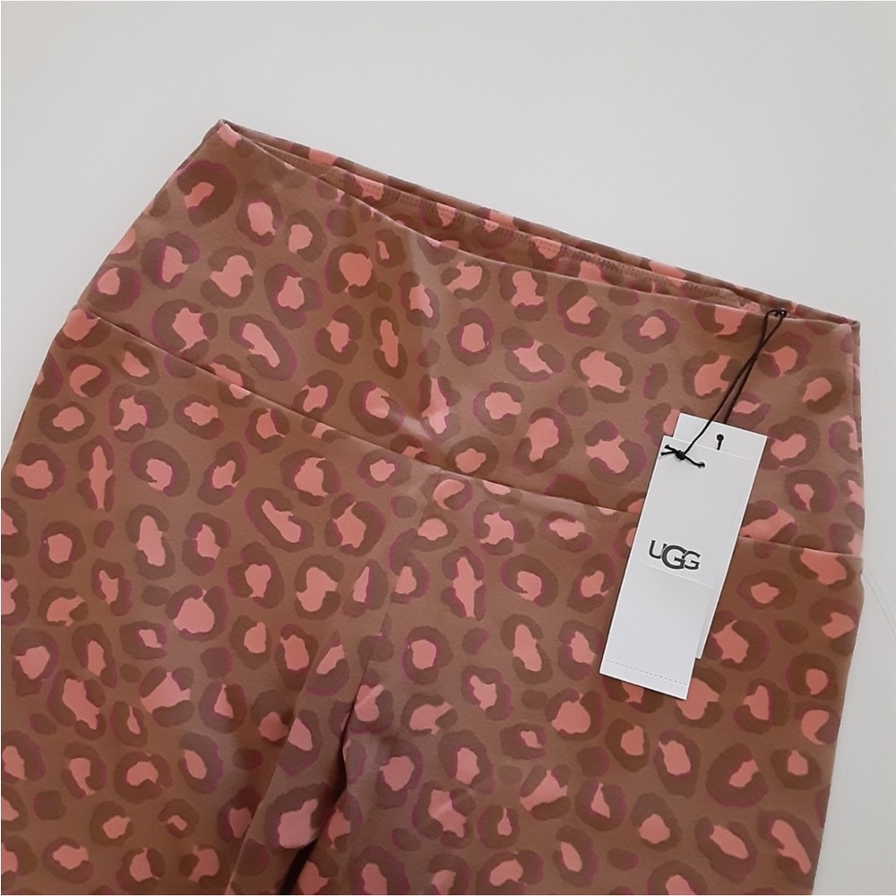 UGG Women's Tan Leopard Print Bike Shorts ( S ) - Picture 2 of 4